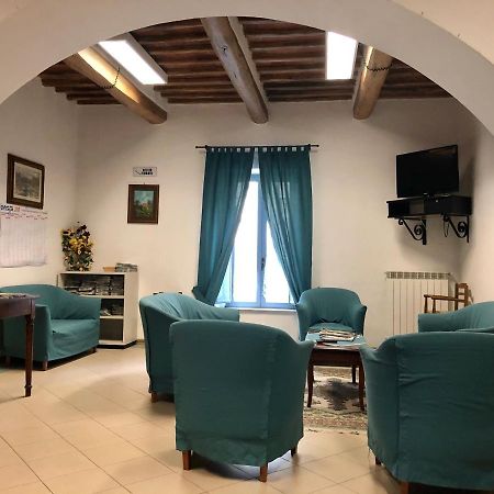 Residenza Pitigliano Gens Petilia - Nuova Gestione Hotel Exterior photo
