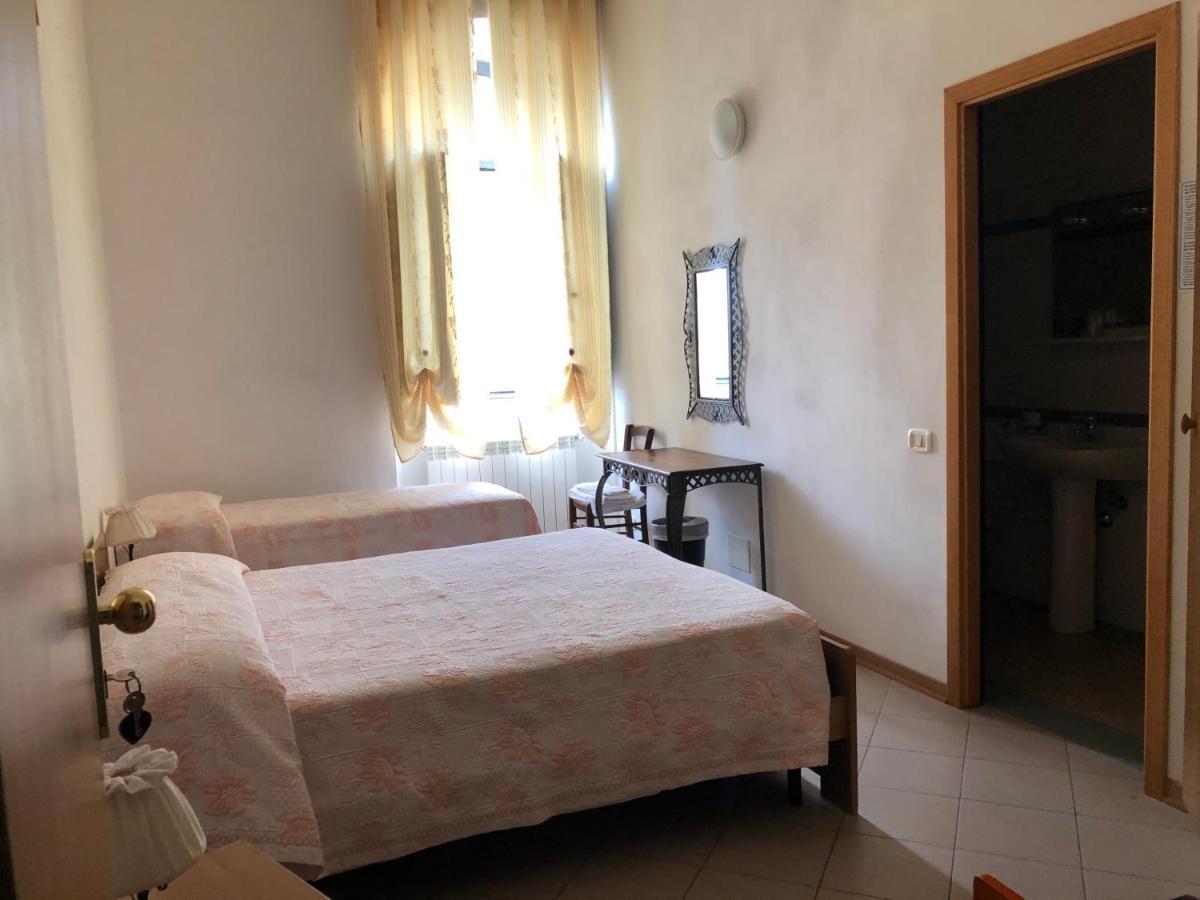 Residenza Pitigliano Gens Petilia - Nuova Gestione Hotel Exterior photo