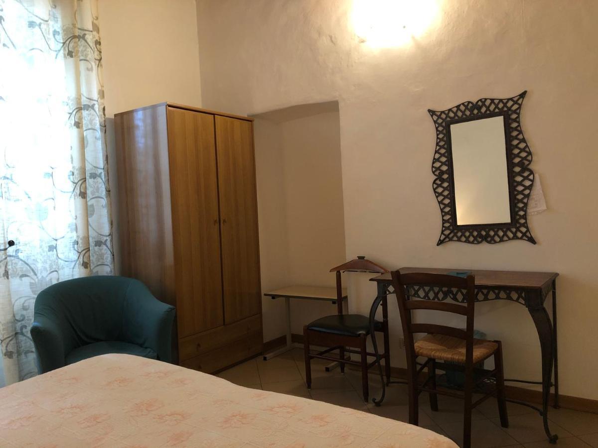 Residenza Pitigliano Gens Petilia - Nuova Gestione Hotel Exterior photo
