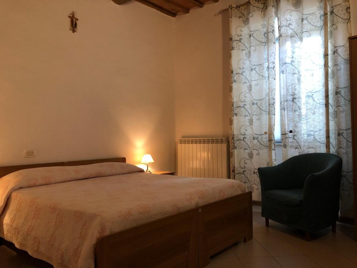 Residenza Pitigliano Gens Petilia - Nuova Gestione Hotel Exterior photo