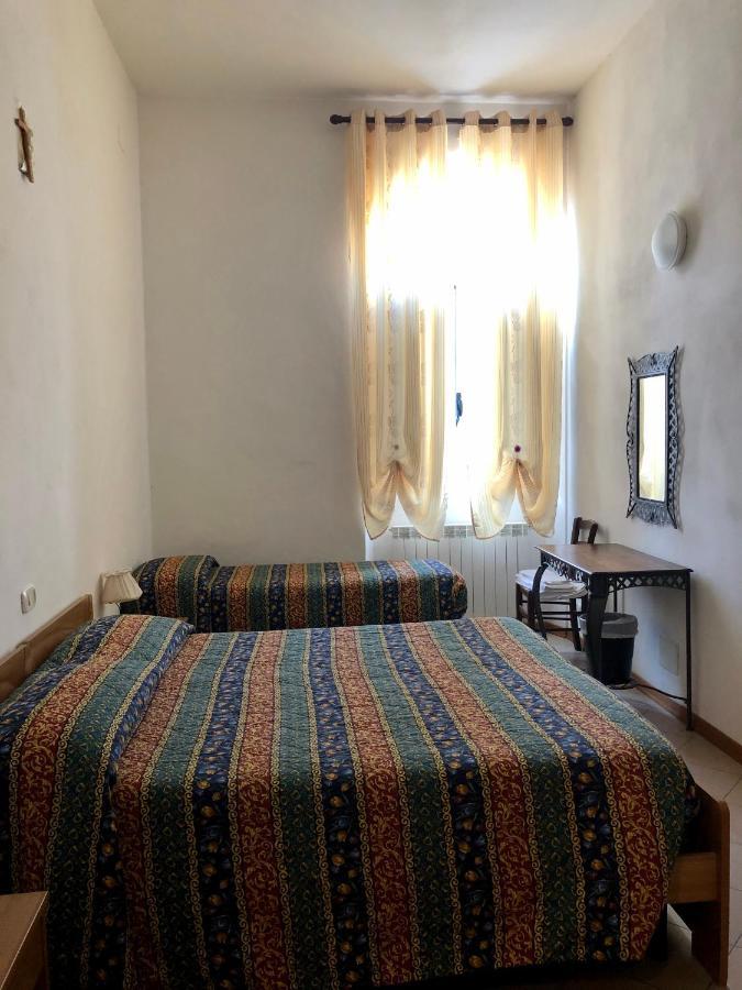 Residenza Pitigliano Gens Petilia - Nuova Gestione Hotel Exterior photo