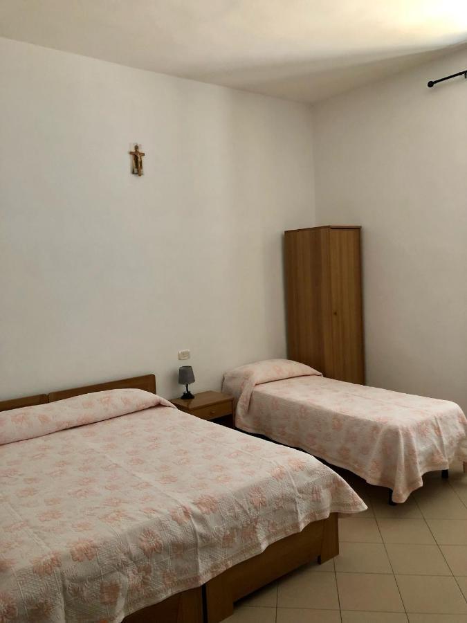 Residenza Pitigliano Gens Petilia - Nuova Gestione Hotel Exterior photo