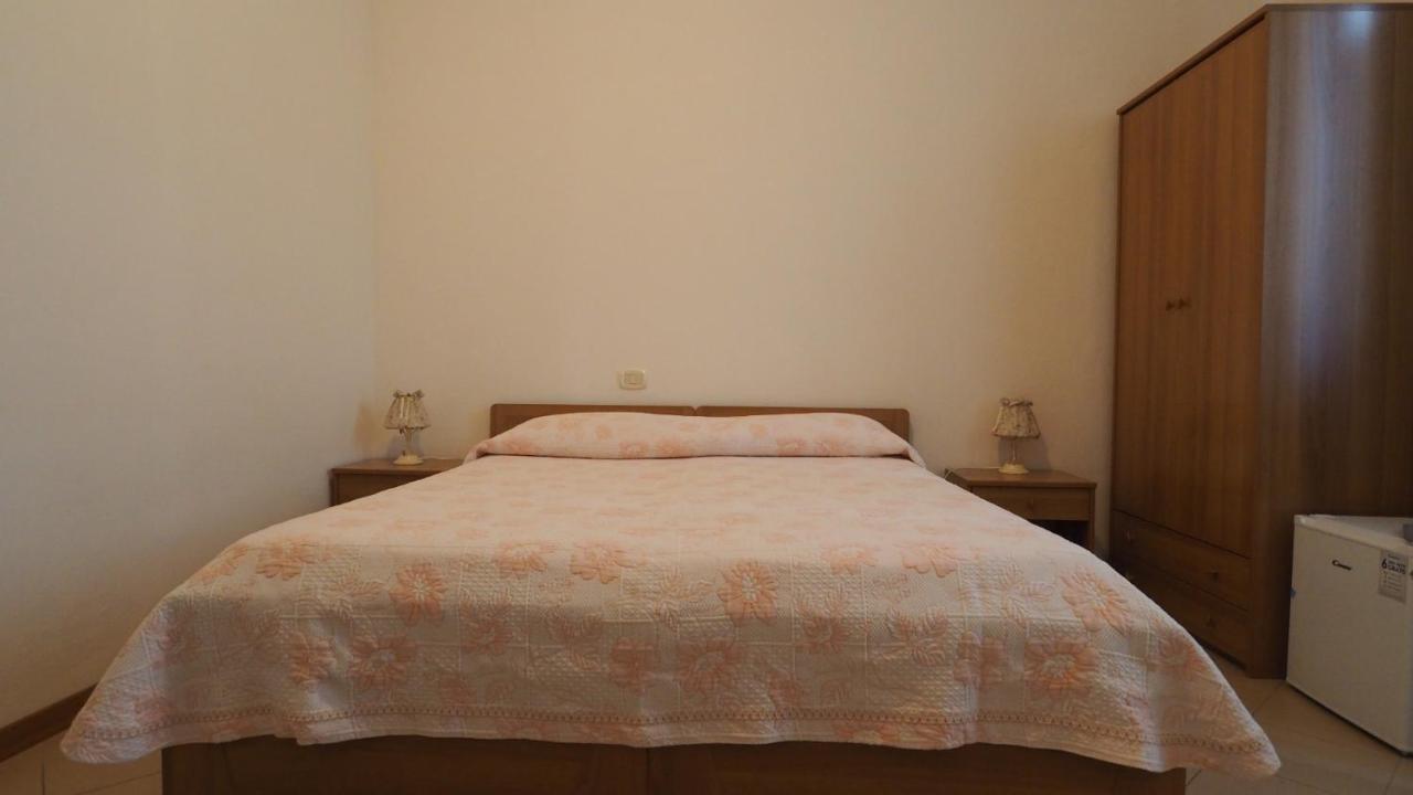 Residenza Pitigliano Gens Petilia - Nuova Gestione Hotel Exterior photo
