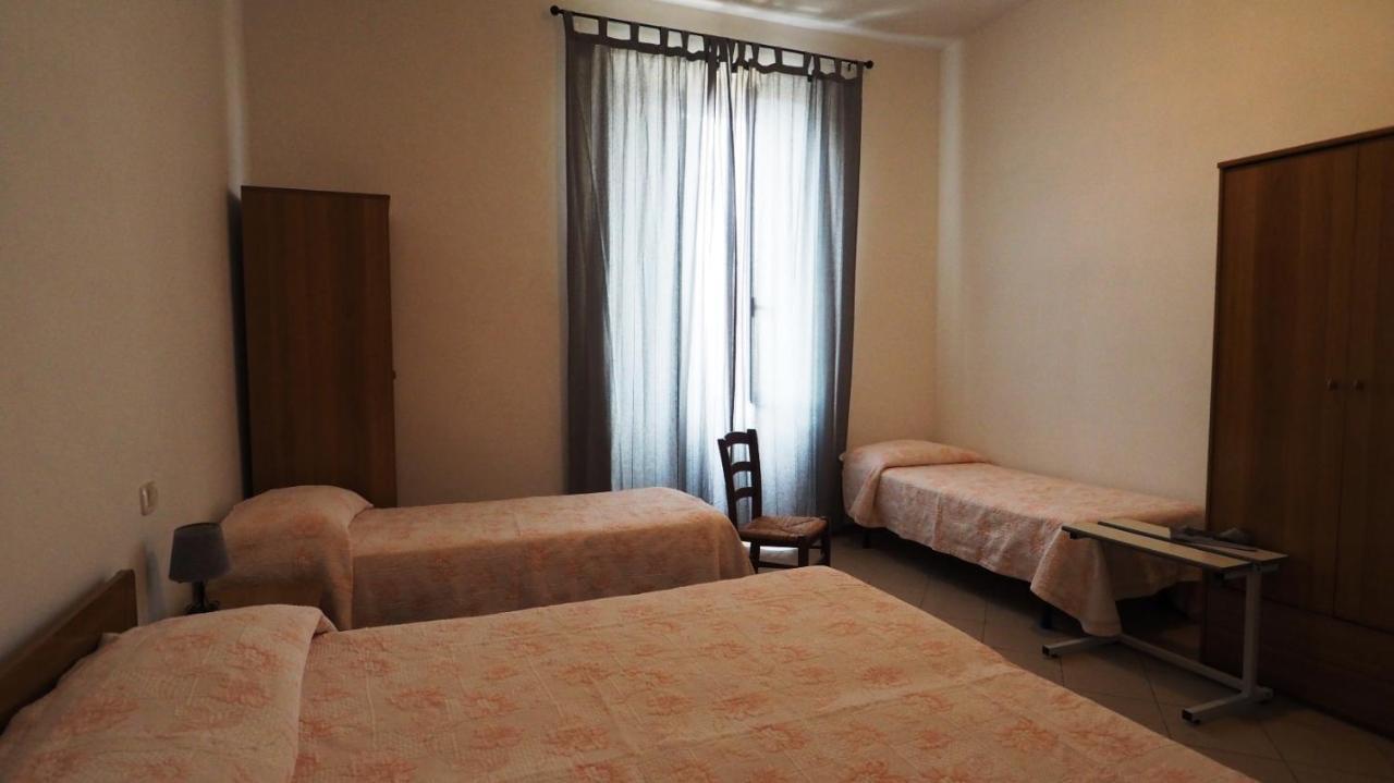 Residenza Pitigliano Gens Petilia - Nuova Gestione Hotel Exterior photo
